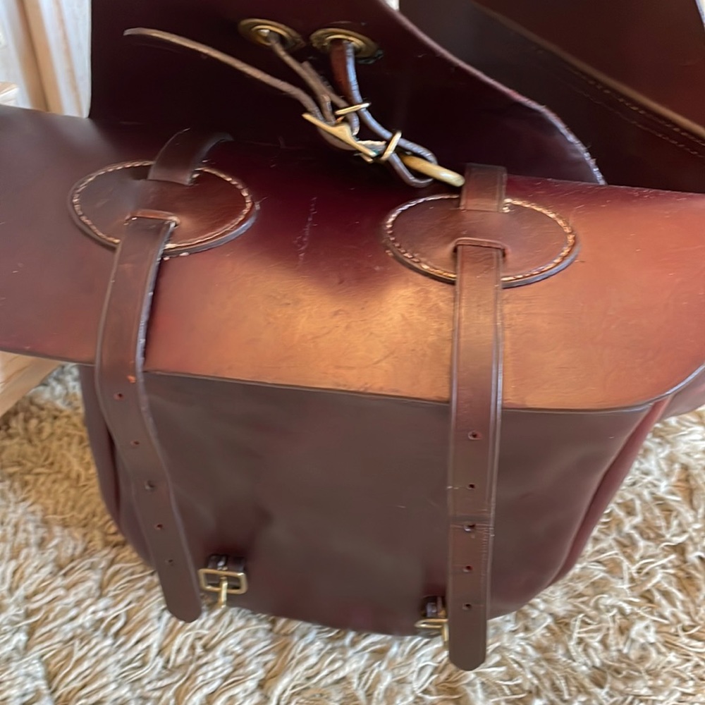 Leather saddle bags